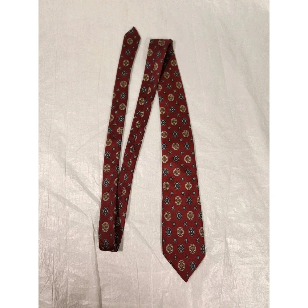 Oscar De La Renta Tie Men's Couture Red Medallion Gold 59